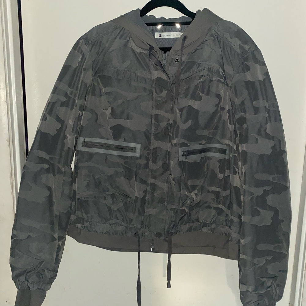 BLANC NOIR | Women’s XL | Gray Camo | Jacket | Athletic | Casual - Picture 3 of 15